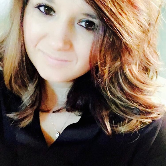 Meet your Posher, Melinda - Picture 3 of 6